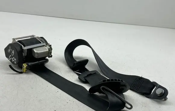 Citroen DS5 Front seatbelt 0610061 2443706 0410061