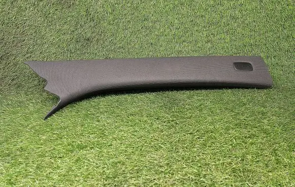 Mercedes-Benz C W204 (A) pillar trim A2046904626