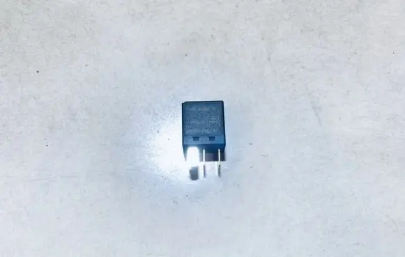 Mitsubishi Colt Other relay mb953382 050332a