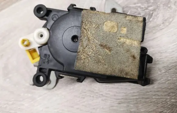Subaru Forester SF Tailgate/trunk control unit/module 97R73