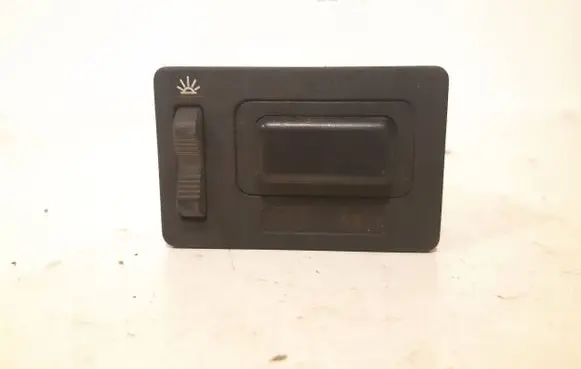 Fog light switch
