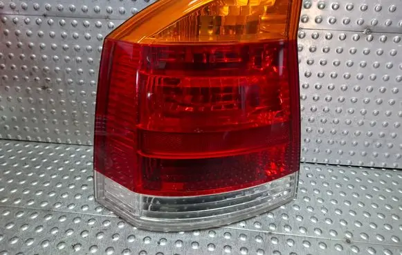 Opel Vectra C Rear/tail lights S27624113 13130643