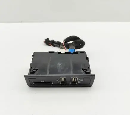 USB socket connector