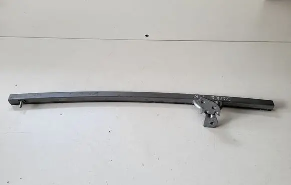 Nissan Juke II F16 Front door windshield rail 