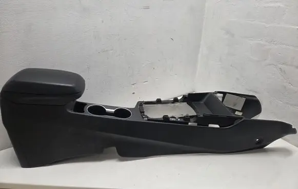 Hyundai i30 Center console 84610A6100 1211082100
