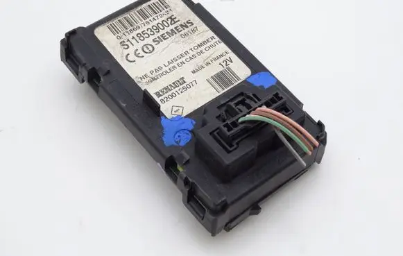 Renault Scenic II - Grand scenic II Ignition key card reader 8200125077