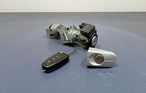 Ford Focus ST Ignition lock 3M513F880AE