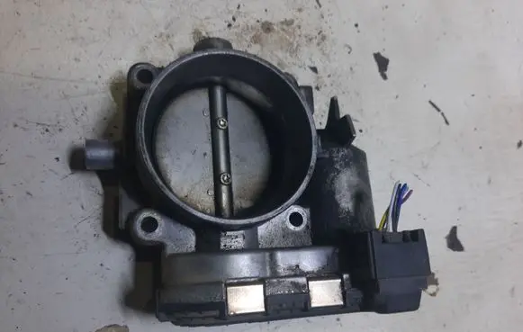 Mercedes-Benz ML W163 Throttle valve 1121410125
