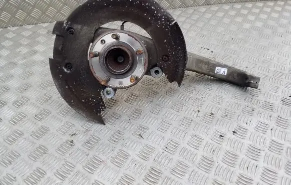 Jaguar XE Front wheel hub GX733K186AB GX733K186A
