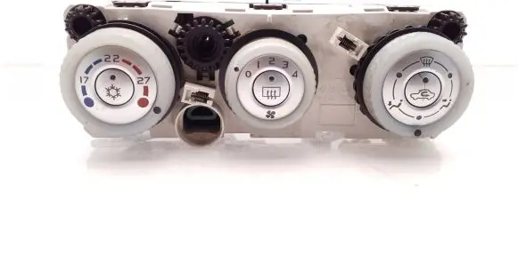 Mitsubishi Colt Climate control unit 69657305