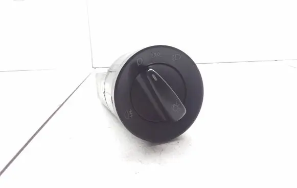 Volkswagen New Beetle Light switch 1C0941531