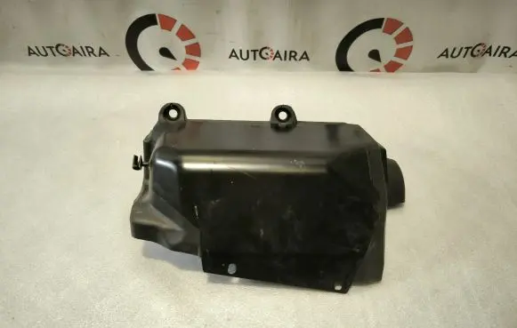 Volvo XC90 Heat shield in engine bay 31437422