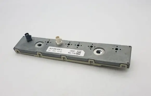 Audi Q7 4L Aerial antenna amplifier 4L0035225J AU716
