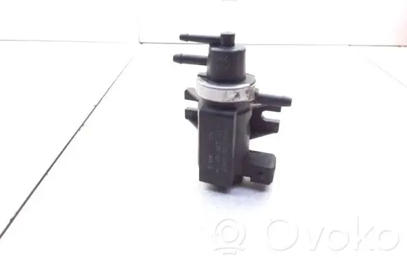 Volkswagen Golf III Turbo solenoid valve 1H0906627