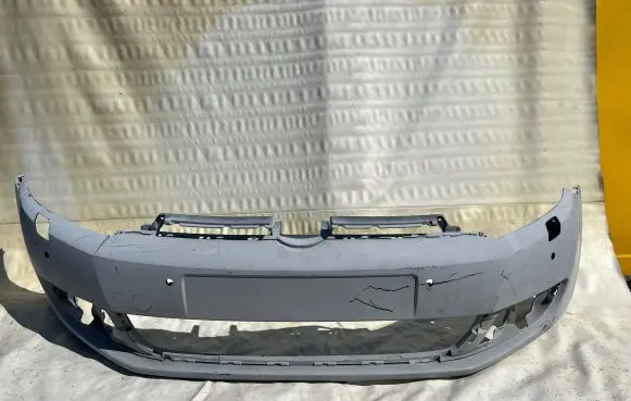 Volkswagen Golf VI Front bumper 5K0807221