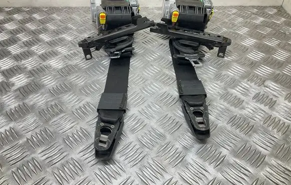 Audi A7 S7 4G Front seatbelt 4G8857706D 4G8857705B