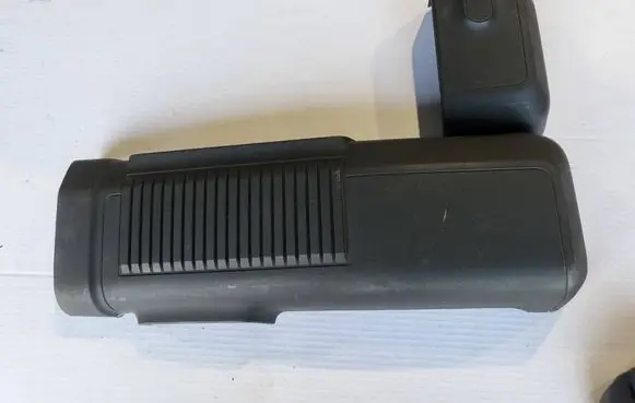 Engine cover (trim)