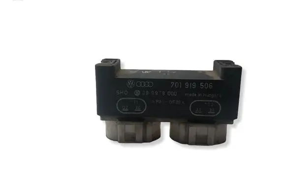Volkswagen Transporter - Caravelle T4 Coolant fan relay 701919506 899978000