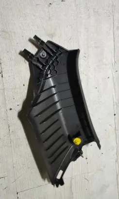 Volvo V40 (C) pillar trim 31305358