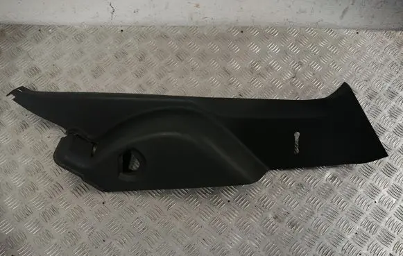 Toyota Auris 150 (C) pillar trim 6255102080B0 6255102080