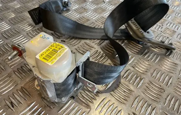 Hyundai Santa Fe Rear seatbelt 898202B000WK