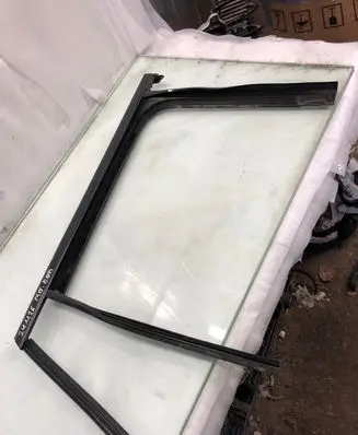 Mercedes-Benz EQA Rubber seal rear door window/glass A2477354400