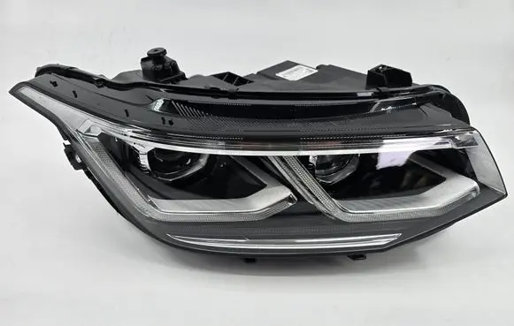 Volkswagen Tiguan Headlight/headlamp 5NB941082G 030111923400