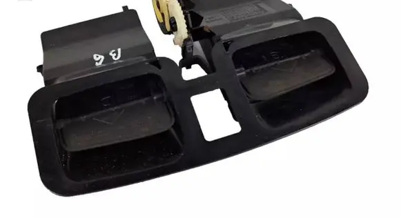 Toyota Auris 150 Dash center air vent grill 5567002110