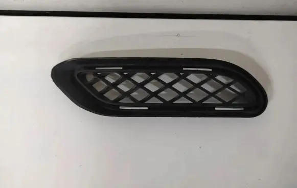 Mercedes-Benz SLS AMG Front bumper lower grill A1978850553