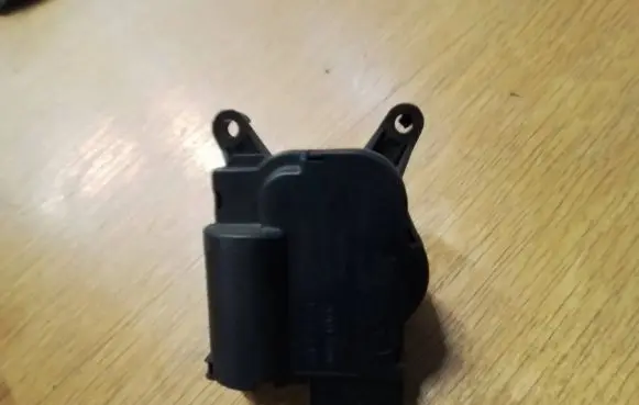 Renault Master III Air flap motor/actuator A21101800 3093848 0670250