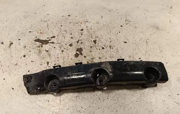 Nissan X-Trail T32 Front bumper mounting bracket 622224CL0A