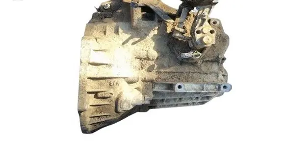 Ford Focus Manual 5 speed gearbox XS4R7F096