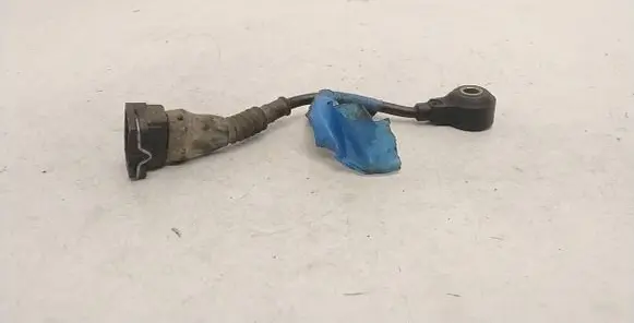 BMW 5 E34 Detonation knock sensor 1730029