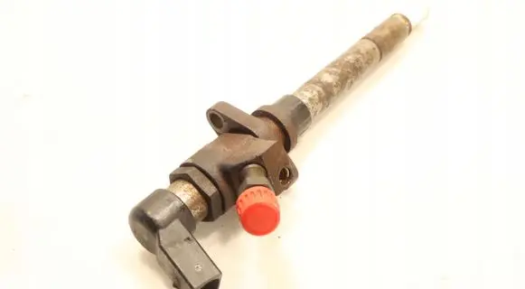Fuel injector