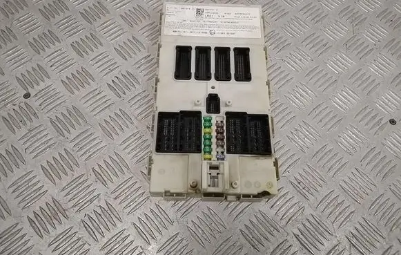 BMW 2 F45 Other control units/modules 6821974