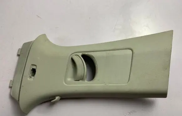 Skoda Octavia Mk3 (5E) (B) pillar trim (top) 5E0867243