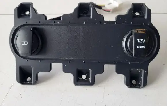 Hyundai Kona I Other switches/knobs/shifts 84639K4510