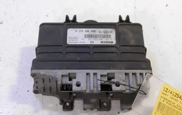 Seat Ibiza II (6k) Engine control unit/module ECU 8A0907311H