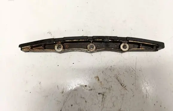 Nissan Murano Z50 Slide rail for timing chain 