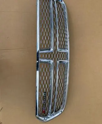 Dodge Durango Front bumper upper radiator grill 05118716AB 36802