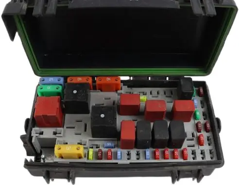 Fiat Grande Punto Fuse module 51701703