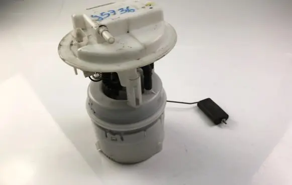 Peugeot 206 Fuel injection high pressure pump 9642124080C