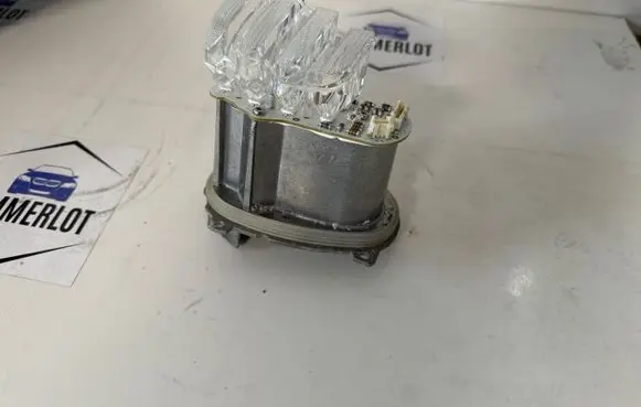 BMW 4 F32 F33 LED ballast control module 1305715260