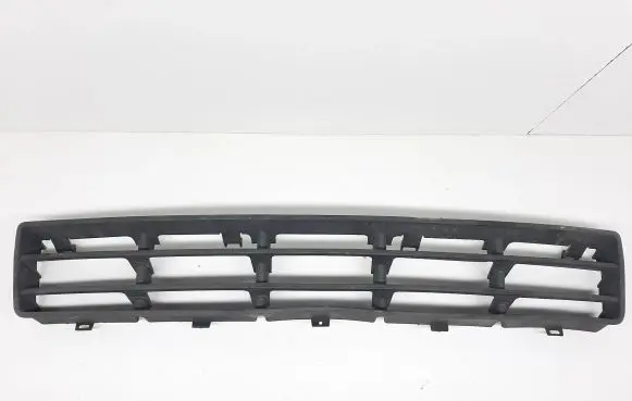 Volkswagen Golf IV Front bumper lower grill 1J0853677D