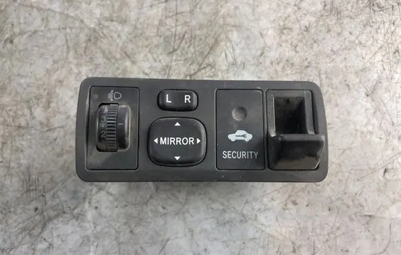 Toyota Corolla E120 E130 Wing mirror switch
