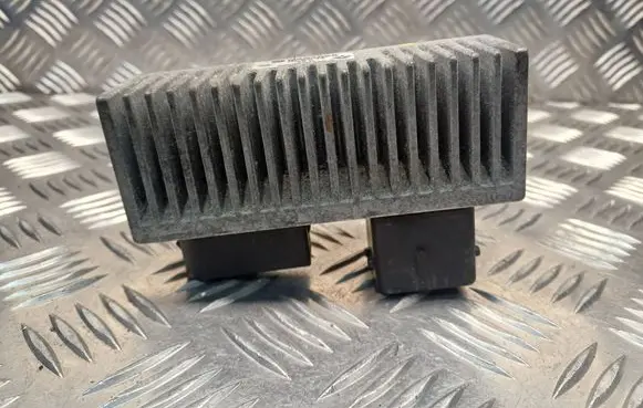 Nissan Qashqai Glow plug pre-heat relay 8200558438A