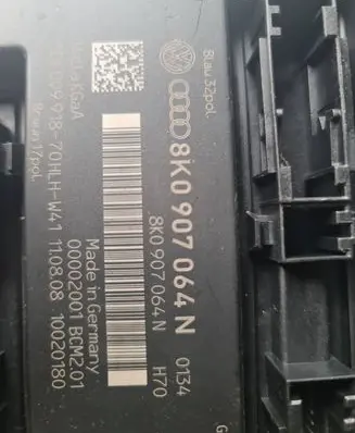 Audi A4 S4 B8 8K Comfort/convenience module 8K0907064N 00002001 5DK009918