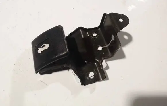 Nissan X-Trail T30 Engine bonnet (hood) release handle 