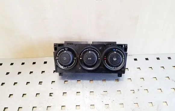 Peugeot 5008 Climate control unit 400017003
