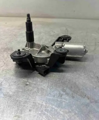 Nissan Qashqai+2 Rear window wiper motor 0390201820